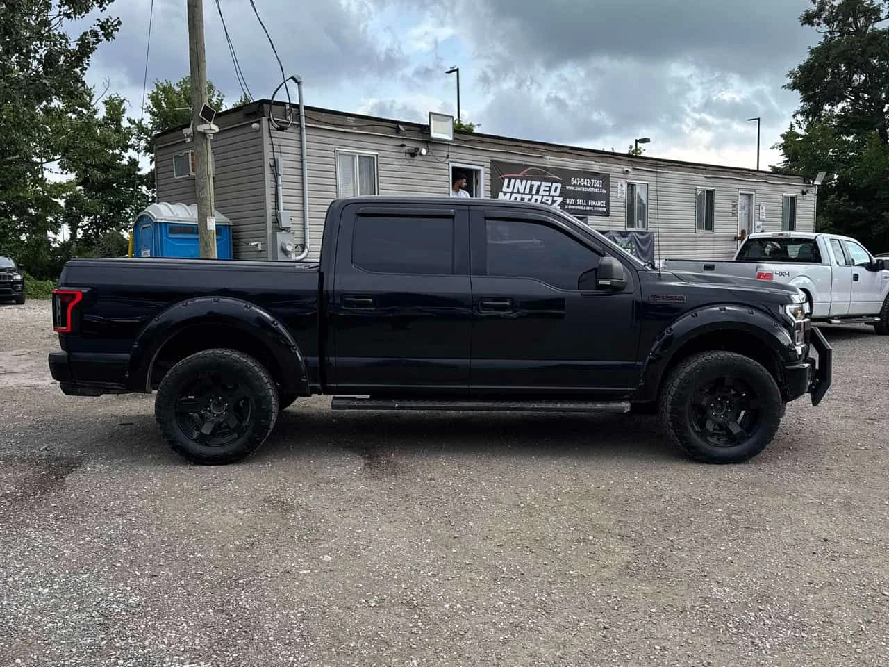 Ford F150 4WD SuperCrew | CARFAX | БЕЗ ИНЦИДЕНТИ | ДВА КЛЮЧА, снимка 4 - Автомобили и джипове - 55610974