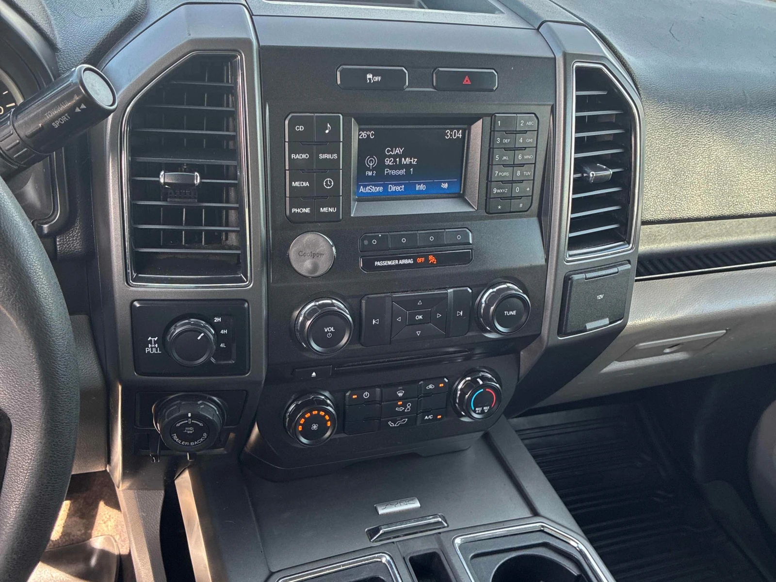 Ford F150 * 4WD SuperCrew * CARFAX * ЦЕНА ДО БГ, снимка 13 - Автомобили и джипове - 55969022