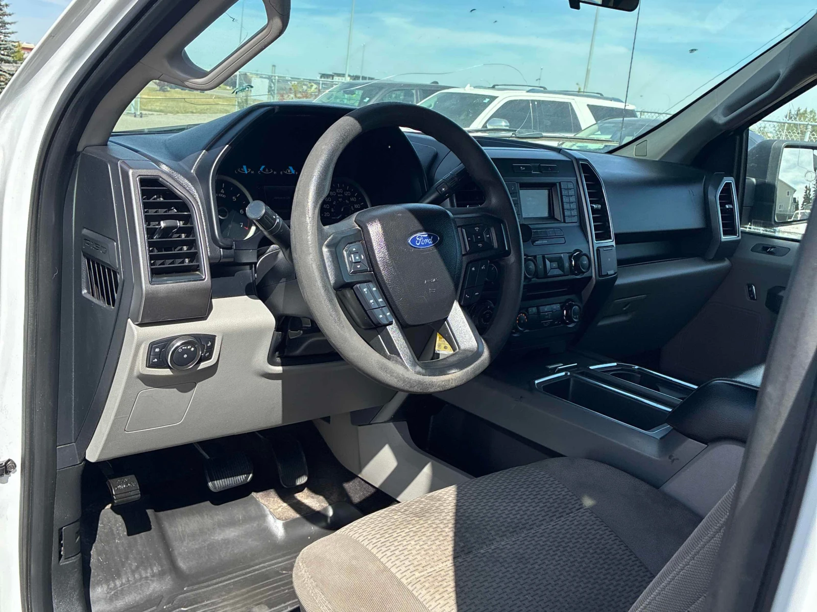 Ford F150 * 4WD SuperCrew * CARFAX * ЦЕНА ДО БГ, снимка 11 - Автомобили и джипове - 55969022