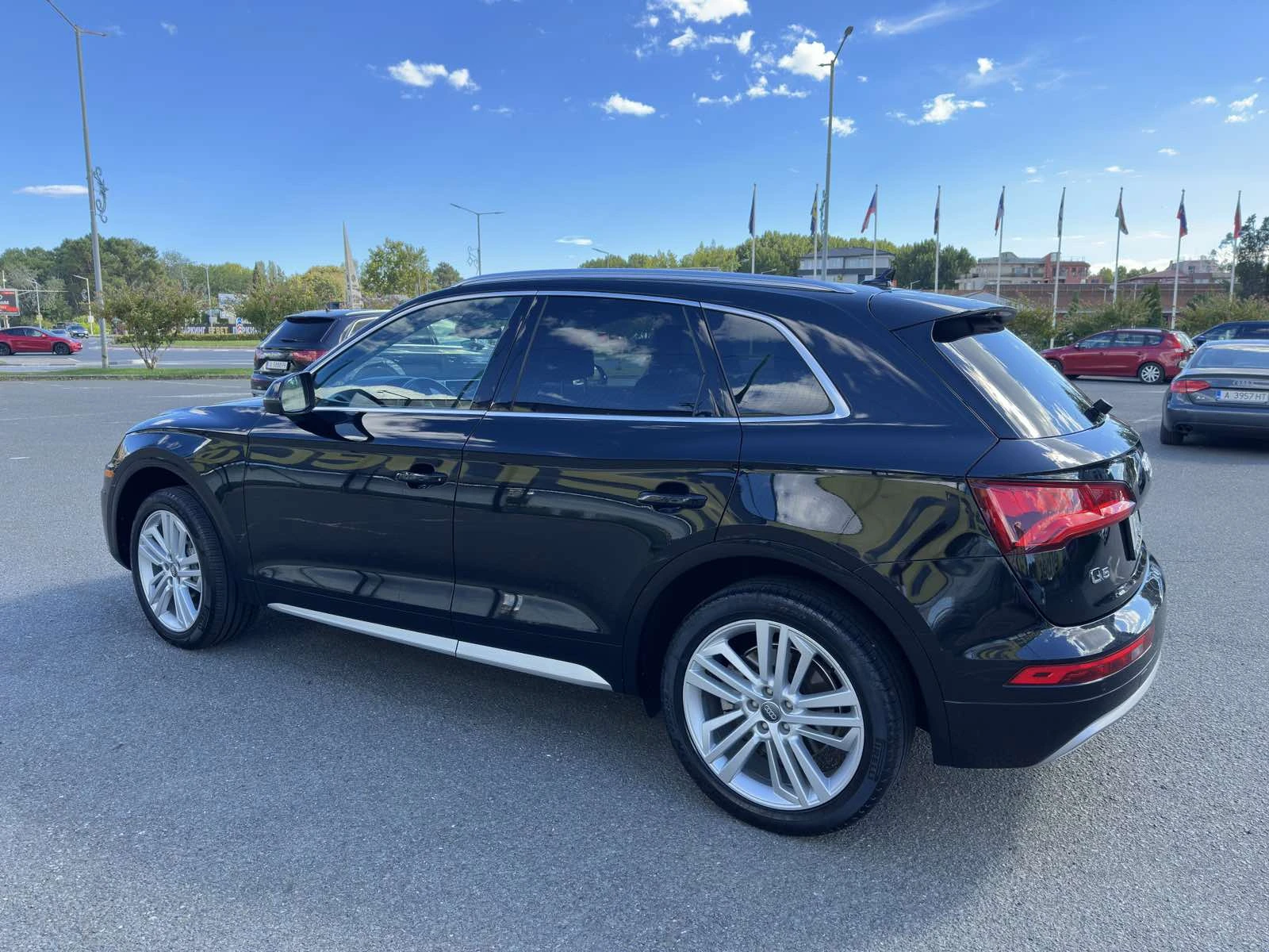 Audi Q5, снимка 11 - Автомобили и джипове - 56211668