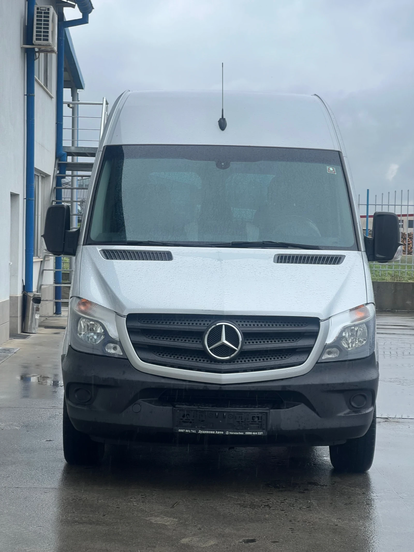 Mercedes-Benz Sprinter 314 / Пътнически 8+ 1 / Климатроник, снимка 2 - Бусове и автобуси - 54073615