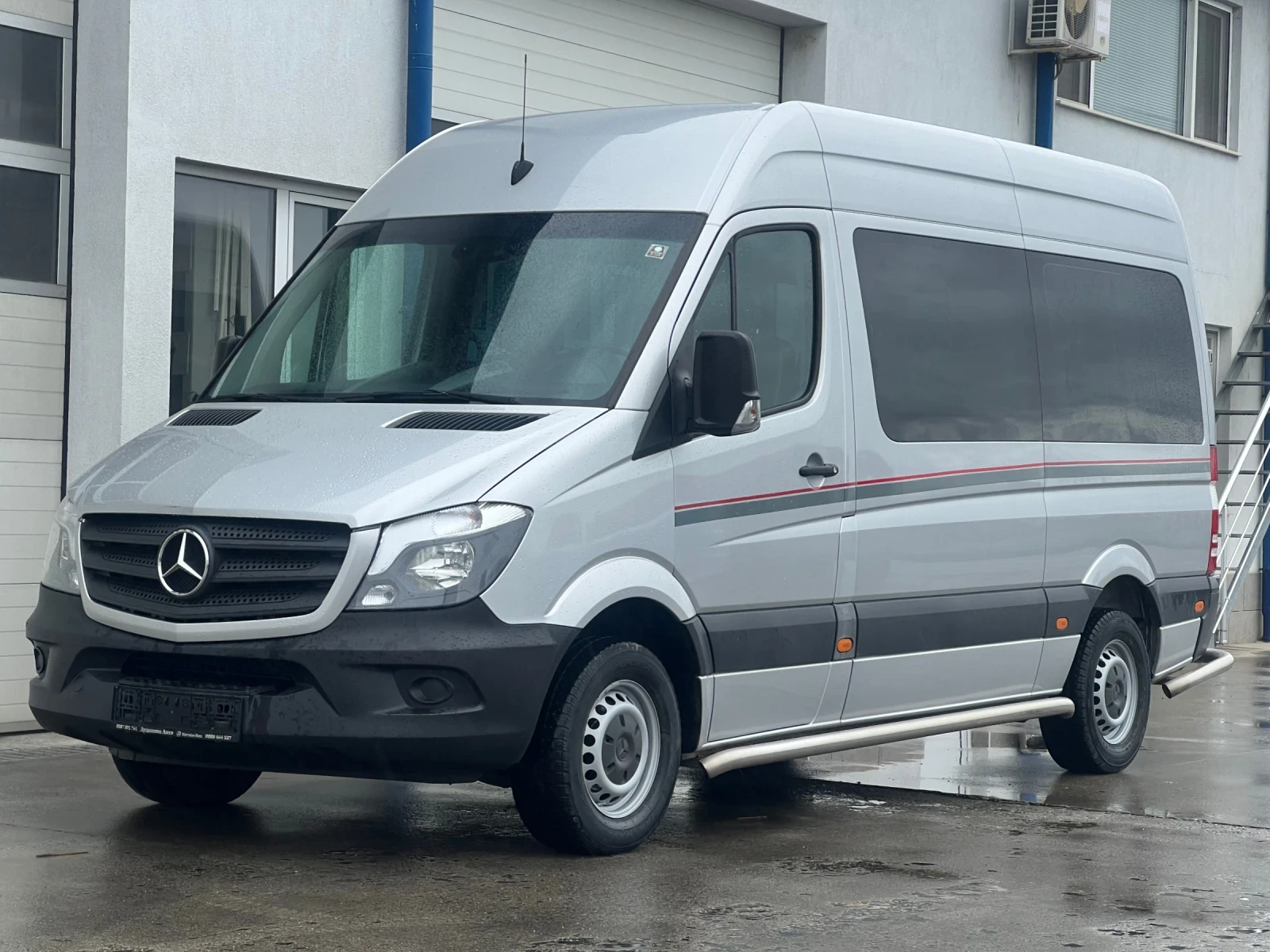 Mercedes-Benz Sprinter 314 / Пътнически 8+ 1 / Климатроник, снимка 3 - Бусове и автобуси - 54073615
