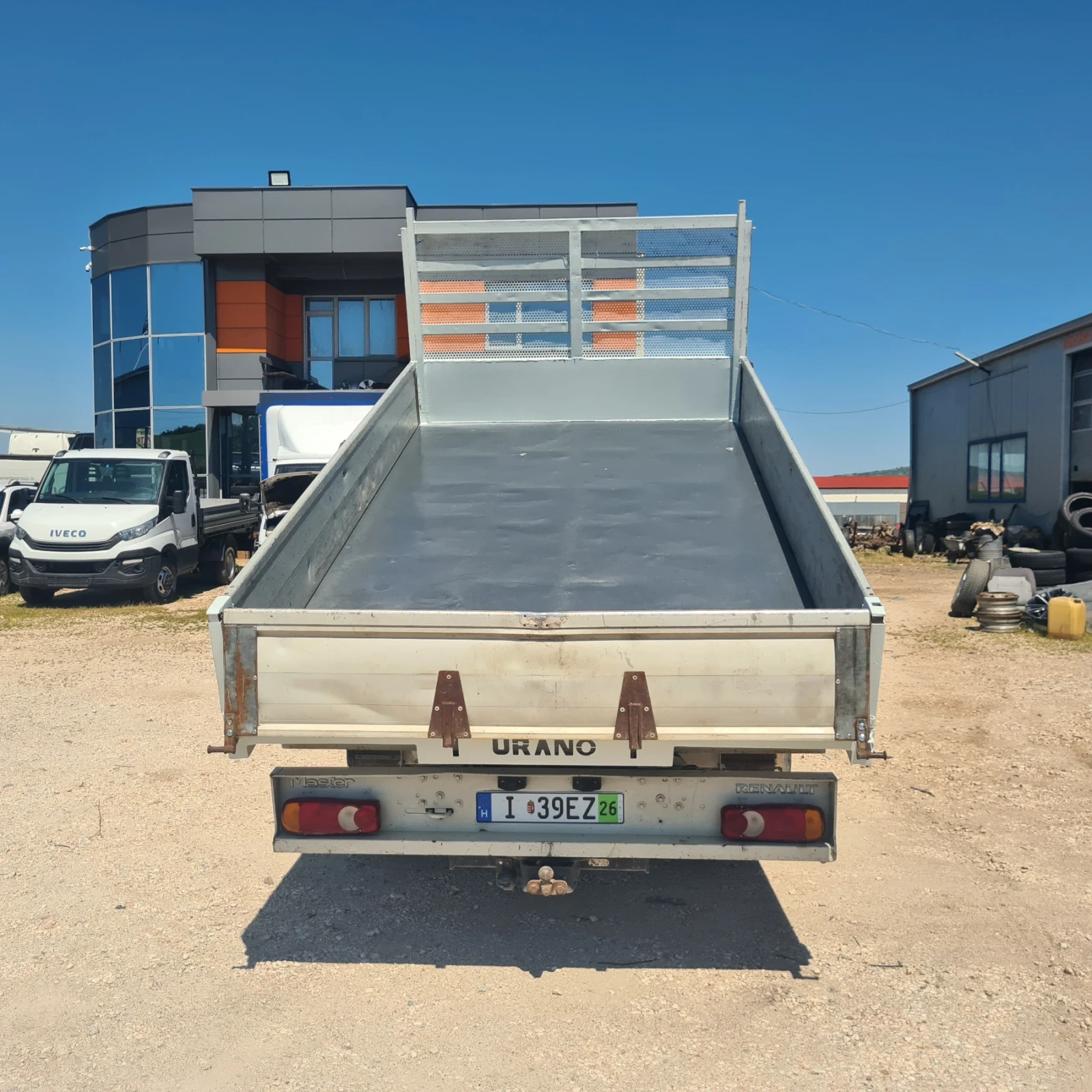 Renault Master 3.85 метра каросерия, снимка 5 - Бусове и автобуси - 54680212