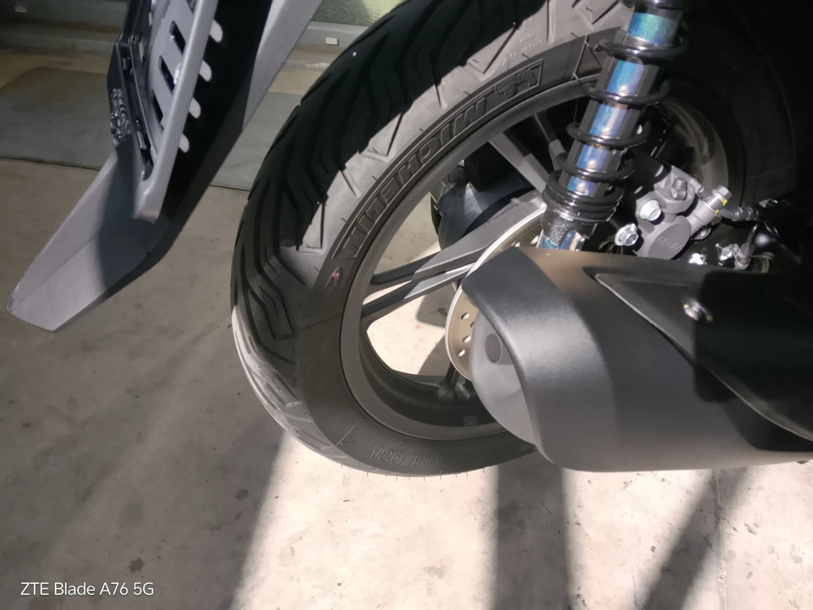 Honda Sh 125 ABS LED 800km, снимка 7 - Мотоциклети и мототехника - 54953530