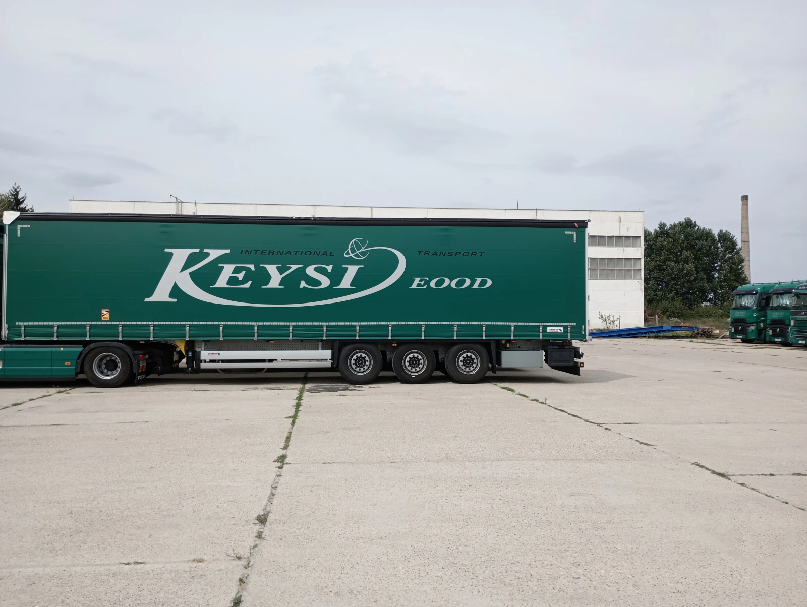  Schmitz | Mobile.bg   4