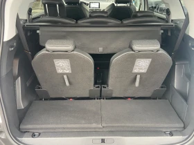 Peugeot 5008 Изключително запазен!, снимка 15