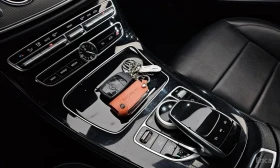 Mercedes-Benz E 300 * Avantgarde * КРАЙНА ЦЕНА ДО БЪЛГАРИЯ, снимка 16