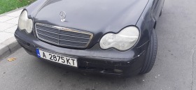 Mercedes-Benz C 200, снимка 2 - Автомобили и джипове - 45082789