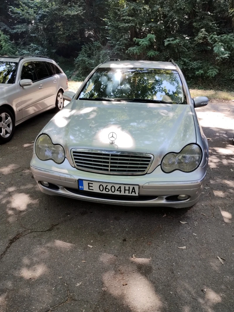 Mercedes-Benz C 220 Cdi 220, снимка 2 - Автомобили и джипове - 47136780