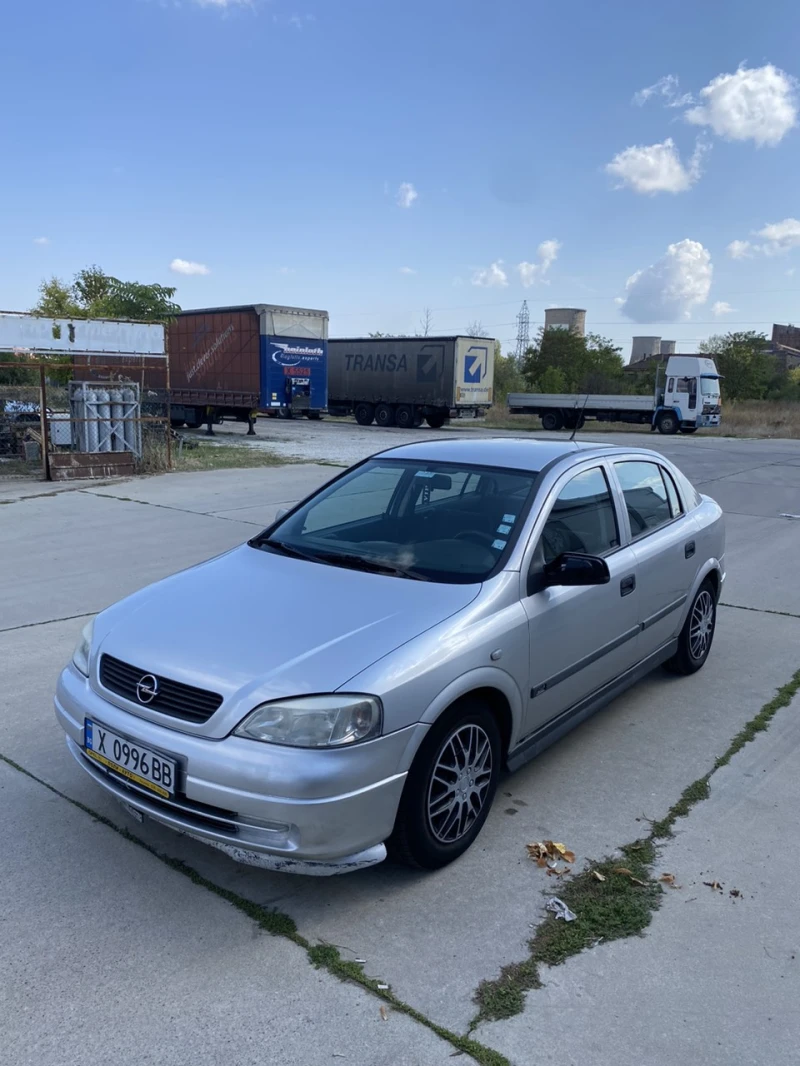 Opel Astra, снимка 1 - Автомобили и джипове - 47762247