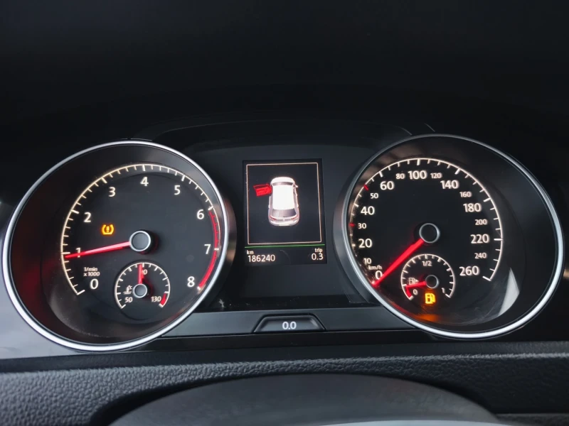 VW Golf 1.4TSI-122к.с High Line Евро-5 Навигация Камера , снимка 13 - Автомобили и джипове - 51596925