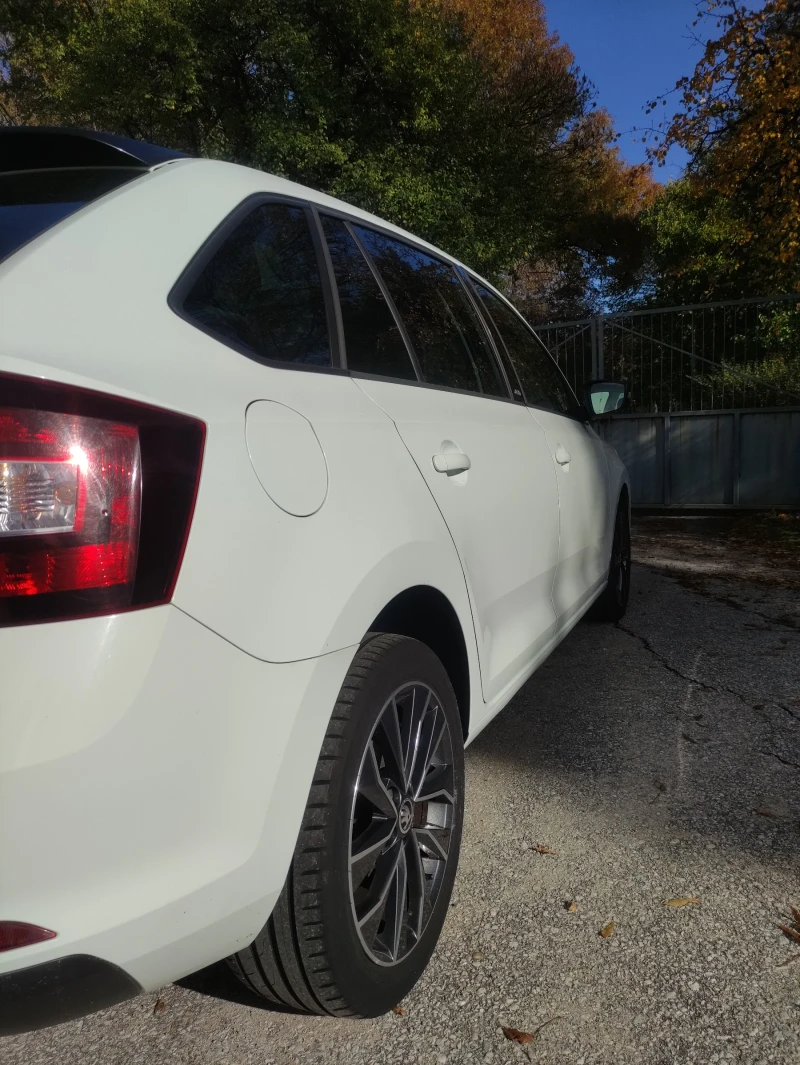 Skoda Rapid Edition , снимка 4 - Автомобили и джипове - 52287209