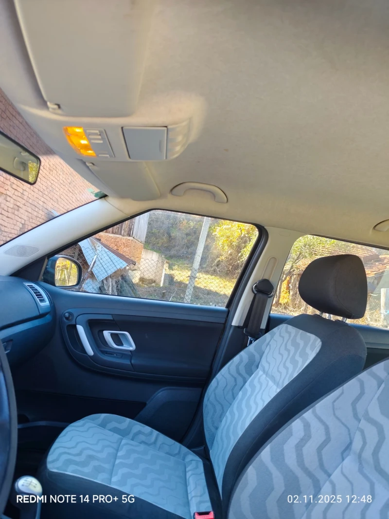 Skoda Fabia, снимка 9 - Автомобили и джипове - 52865571