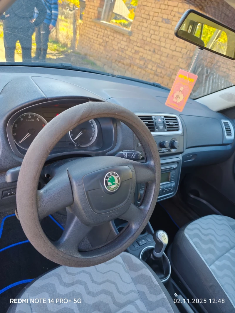 Skoda Fabia, снимка 12 - Автомобили и джипове - 52865571