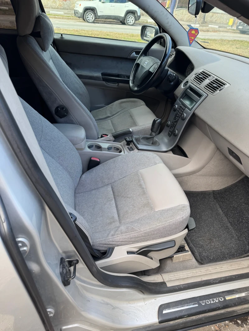 Volvo V50, снимка 10 - Автомобили и джипове - 52955887