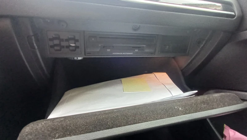 VW Golf Variant FUL LED/ACC/DISTRONIK/KAMERA/KEYLESGO, снимка 8 - Автомобили и джипове - 53025426