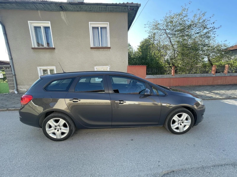 Opel Astra 1.7CDTI Navi/Подгрев, снимка 15 - Автомобили и джипове - 53034944