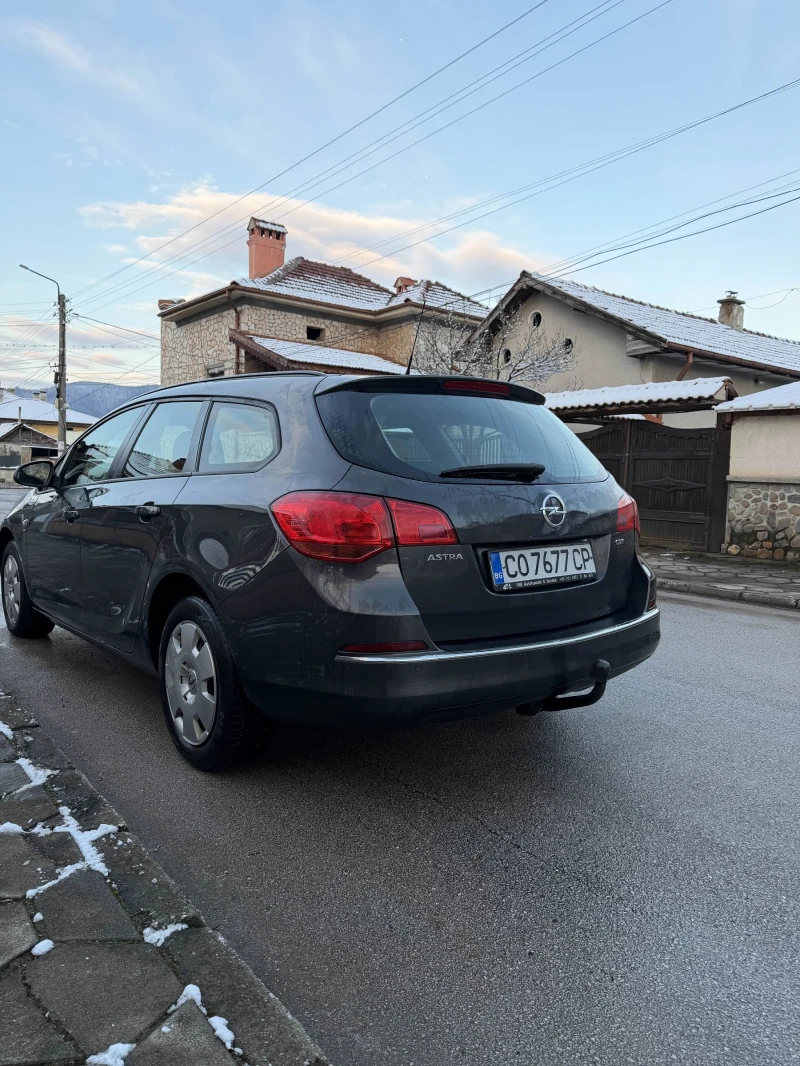 Opel Astra 1.7CDTI Navi/Подгрев, снимка 14 - Автомобили и джипове - 53034944