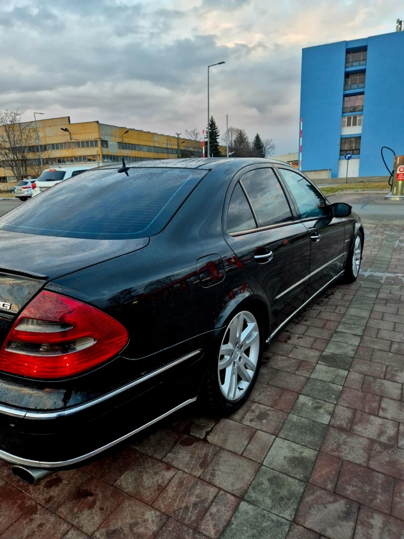 Mercedes-Benz E 320, снимка 3 - Автомобили и джипове - 53145332