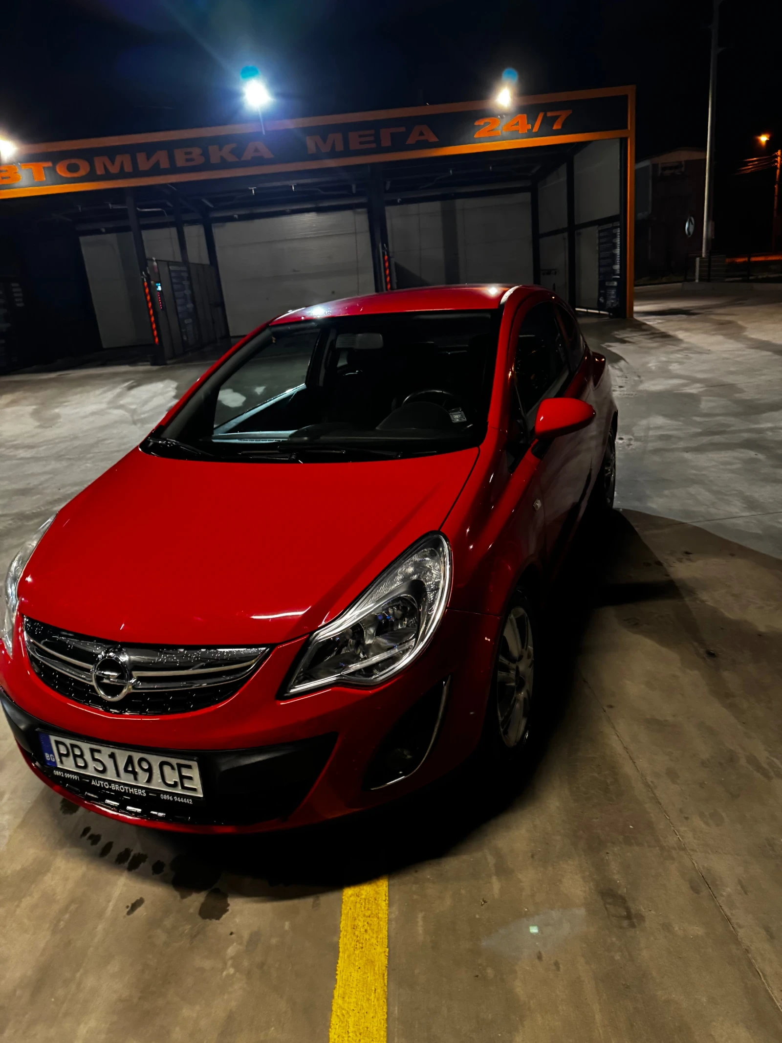 Opel Corsa 1.2 бензин с фабрична газ, снимка 1