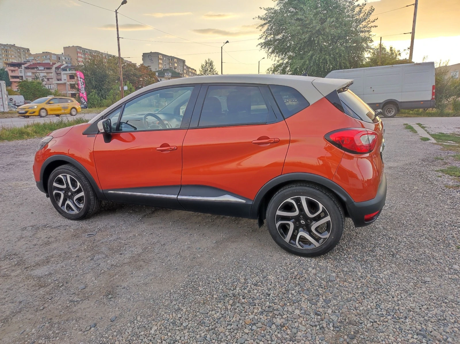 Renault Captur LIMITED EDITION  - изображение 8