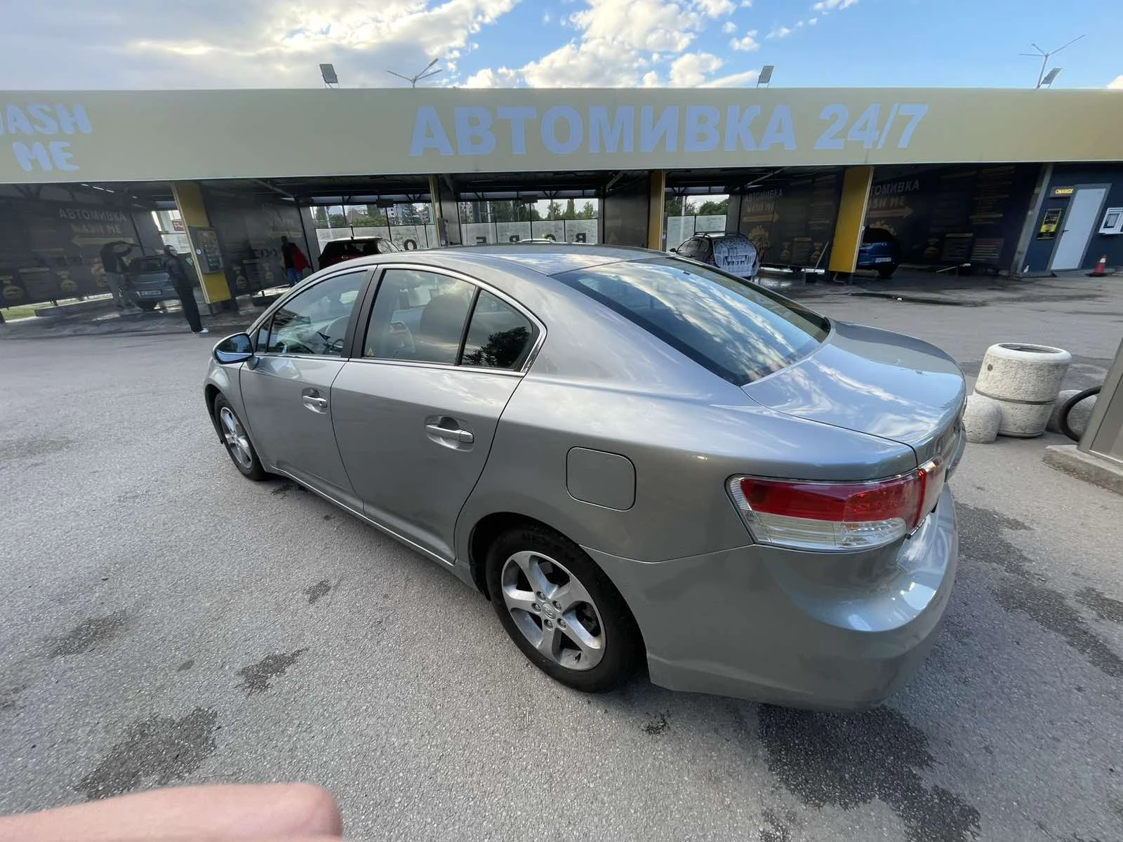 Toyota Avensis  - изображение 4