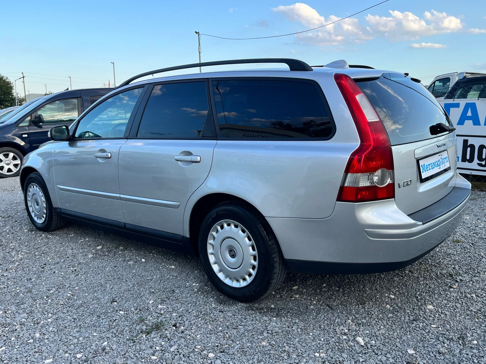 Volvo V50 1.6i    - изображение 4
