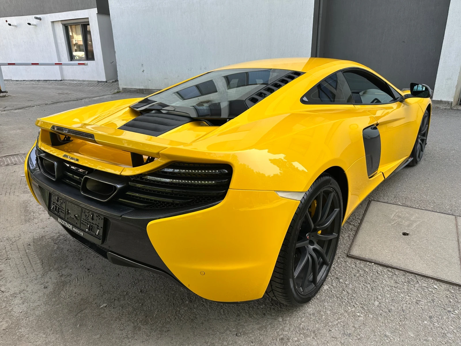 McLaren 650S  - изображение 7