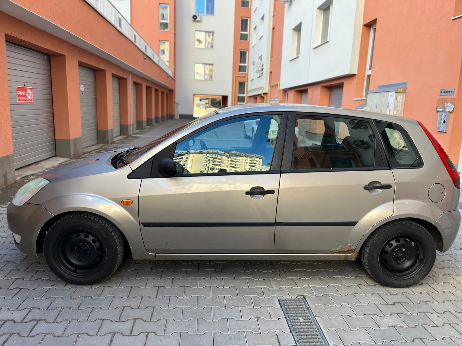 Ford Fiesta 1.4 TDCI десен волан | Mobile.bg — изображение 5