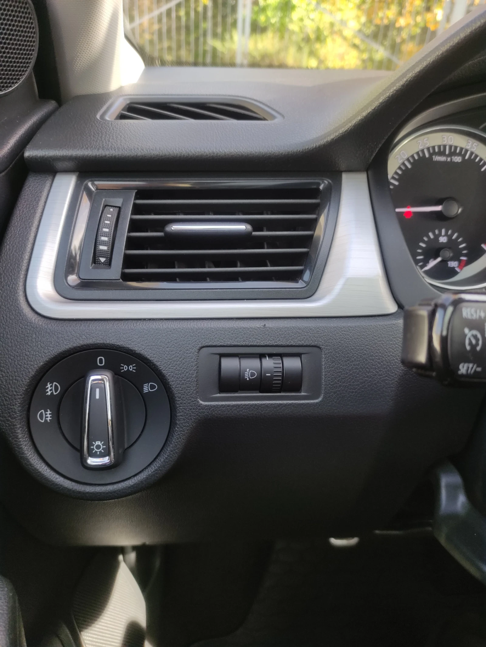 Skoda Rapid Edition  | Mobile.bg   11