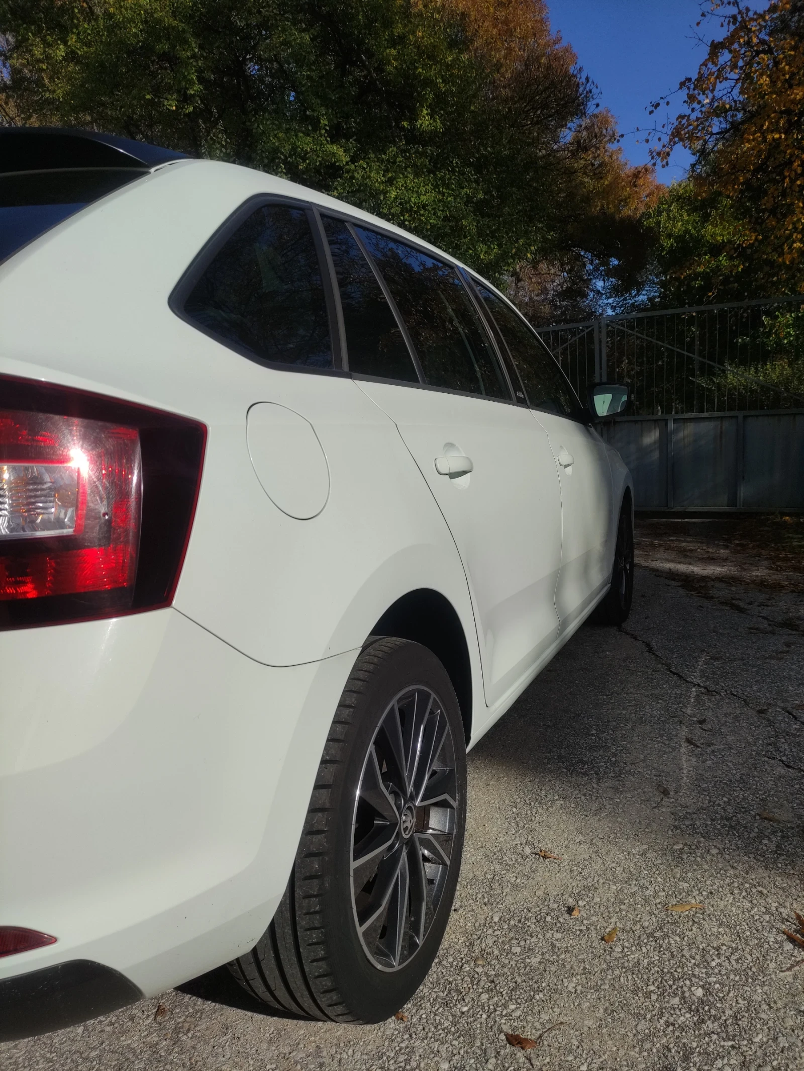 Skoda Rapid Edition  | Mobile.bg   4