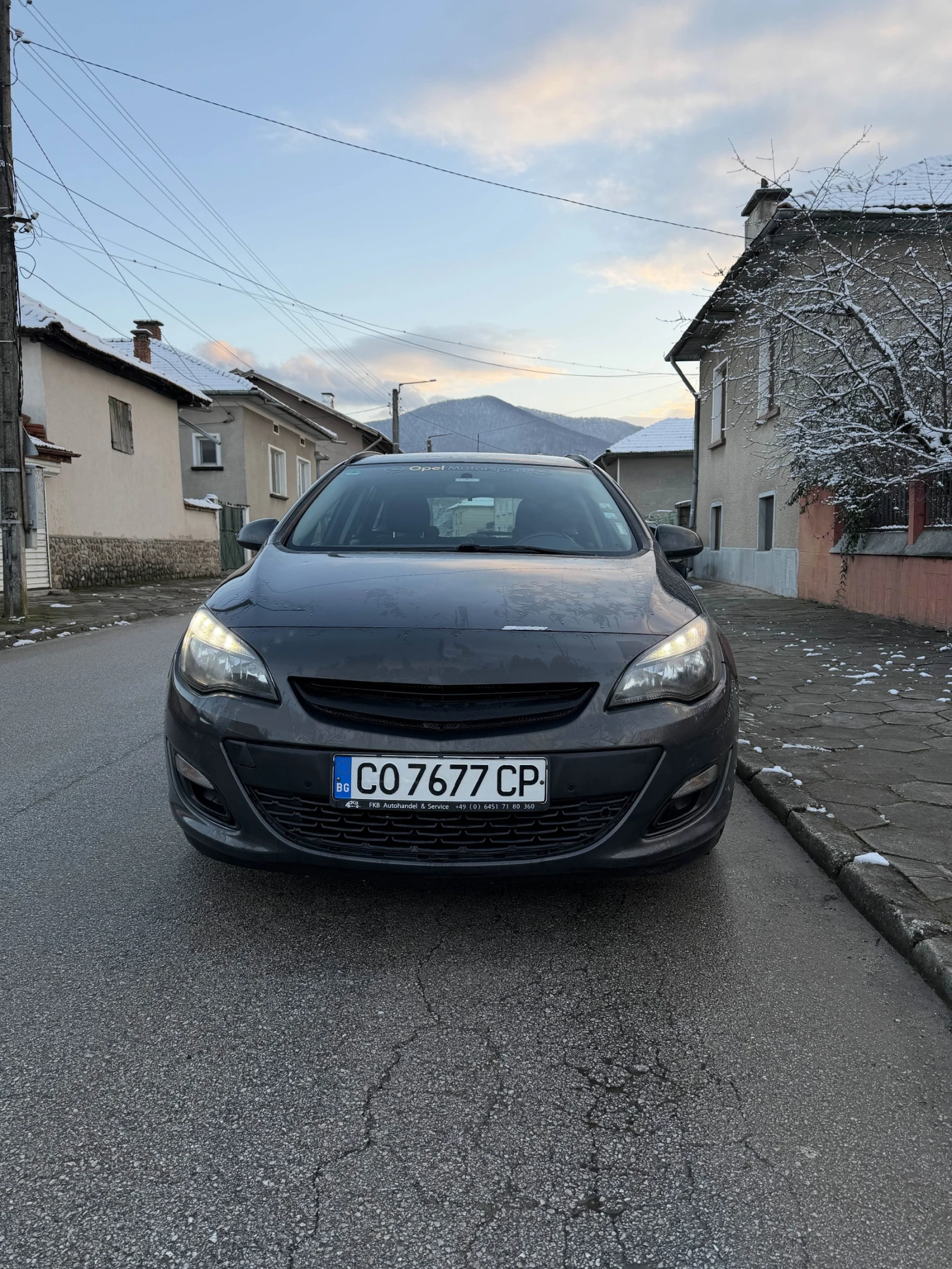Opel Astra 1.7CDTI Navi/Подгрев - изображение 2
