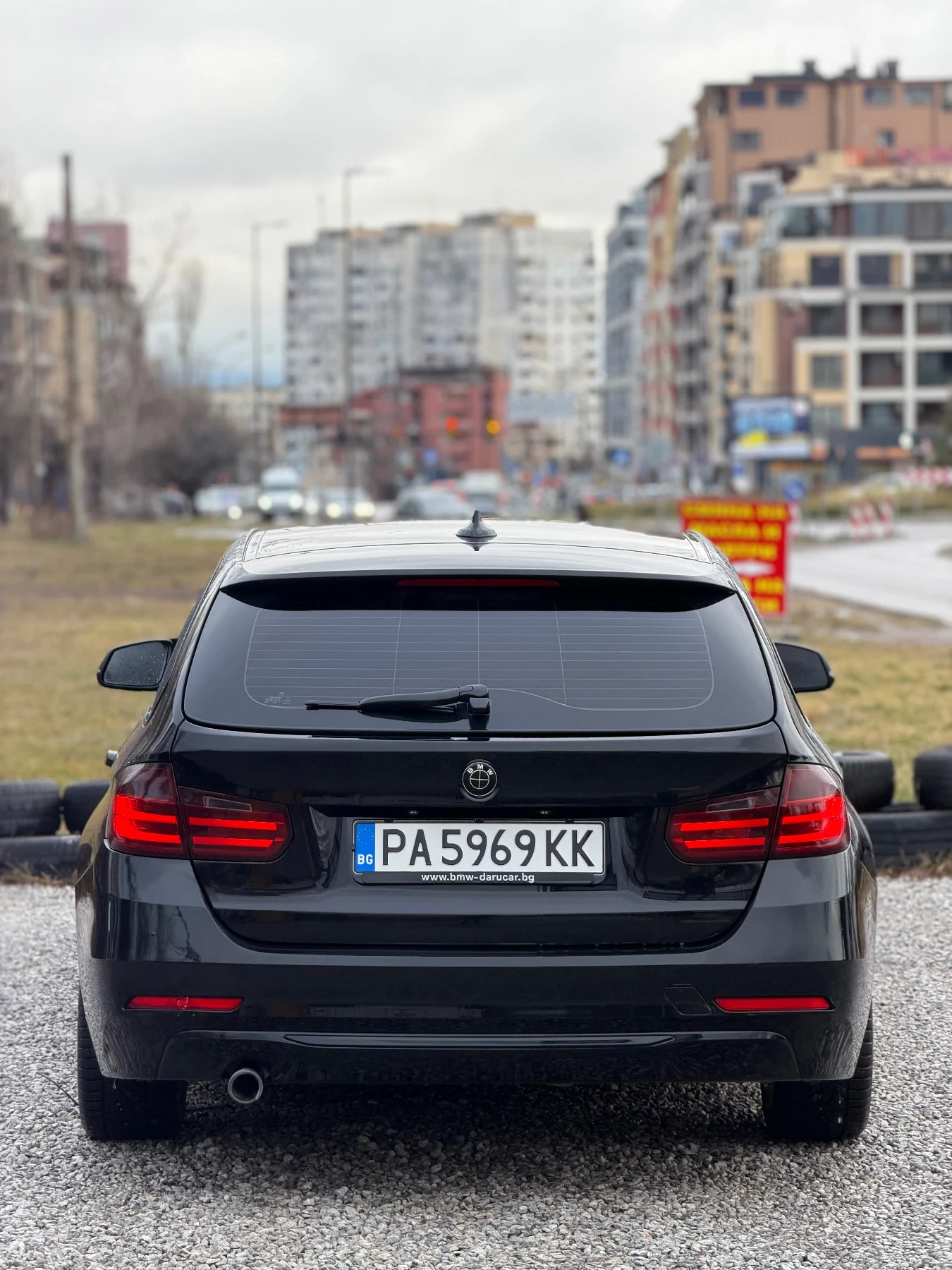 BMW 320  - изображение 6