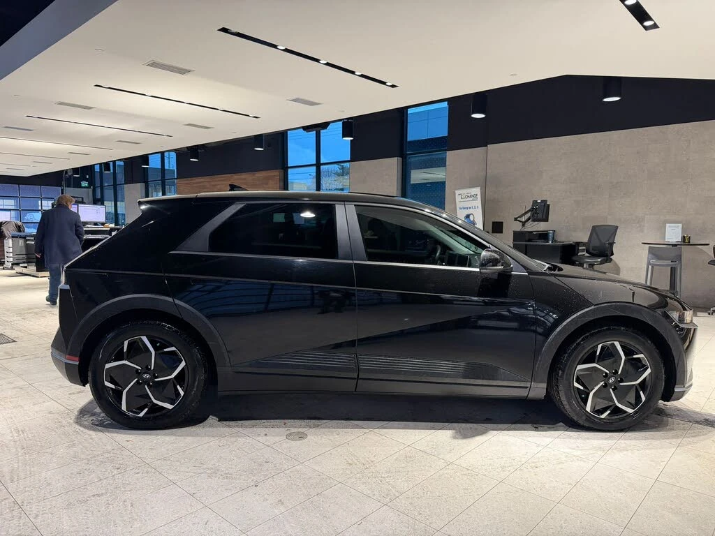 Hyundai Ioniq 5 Preferred RWD with Long Range - изображение 5