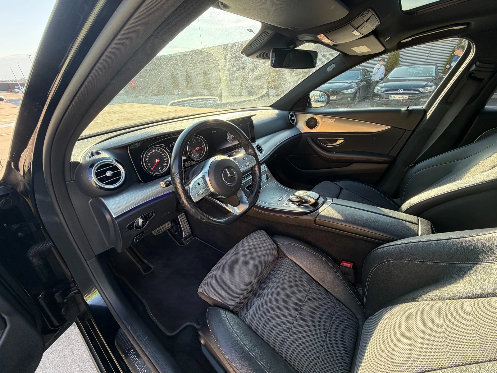 Mercedes-Benz E 350 AMG Line - изображение 6