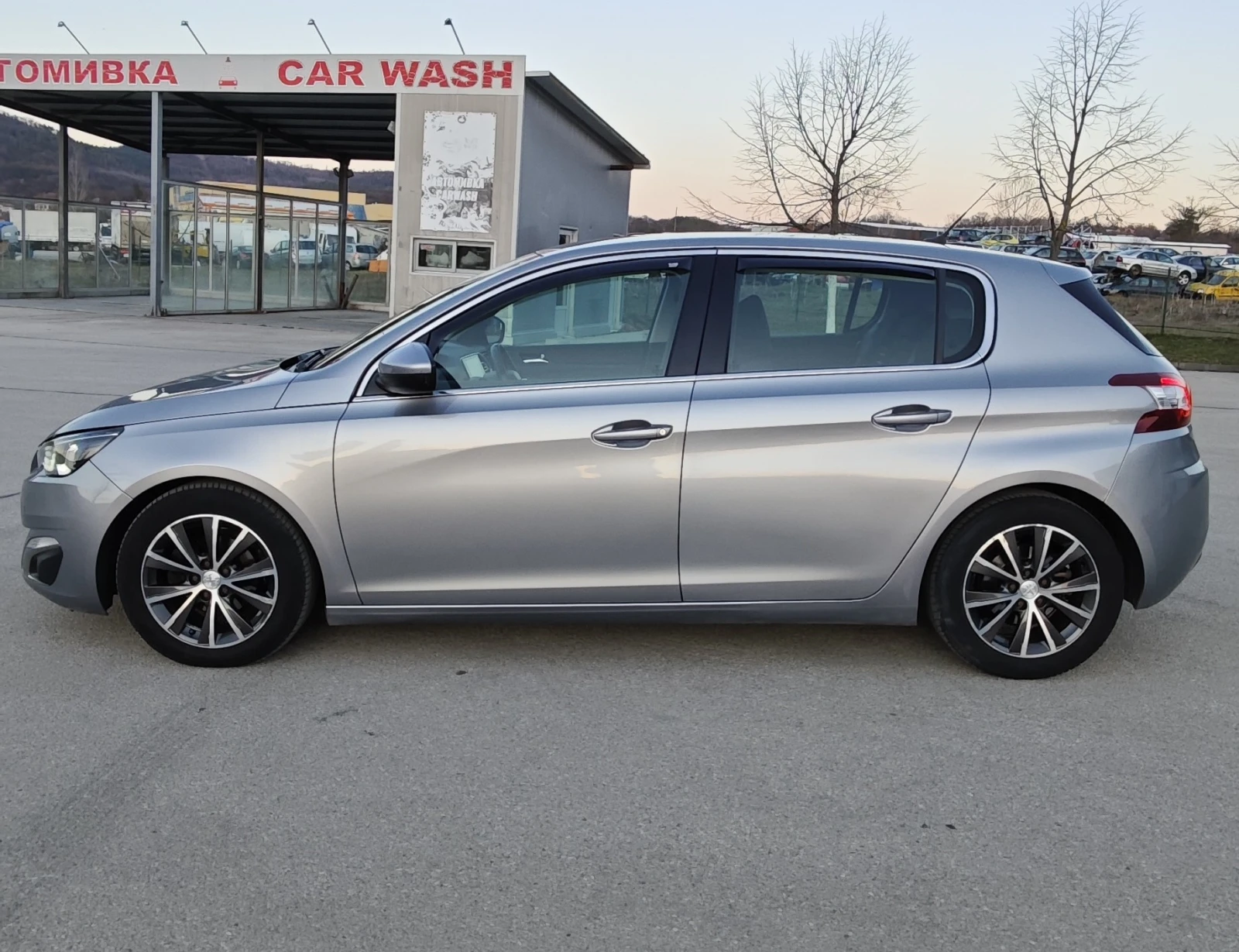 Peugeot 308 ALLURE 92к.с. Full LED - изображение 4