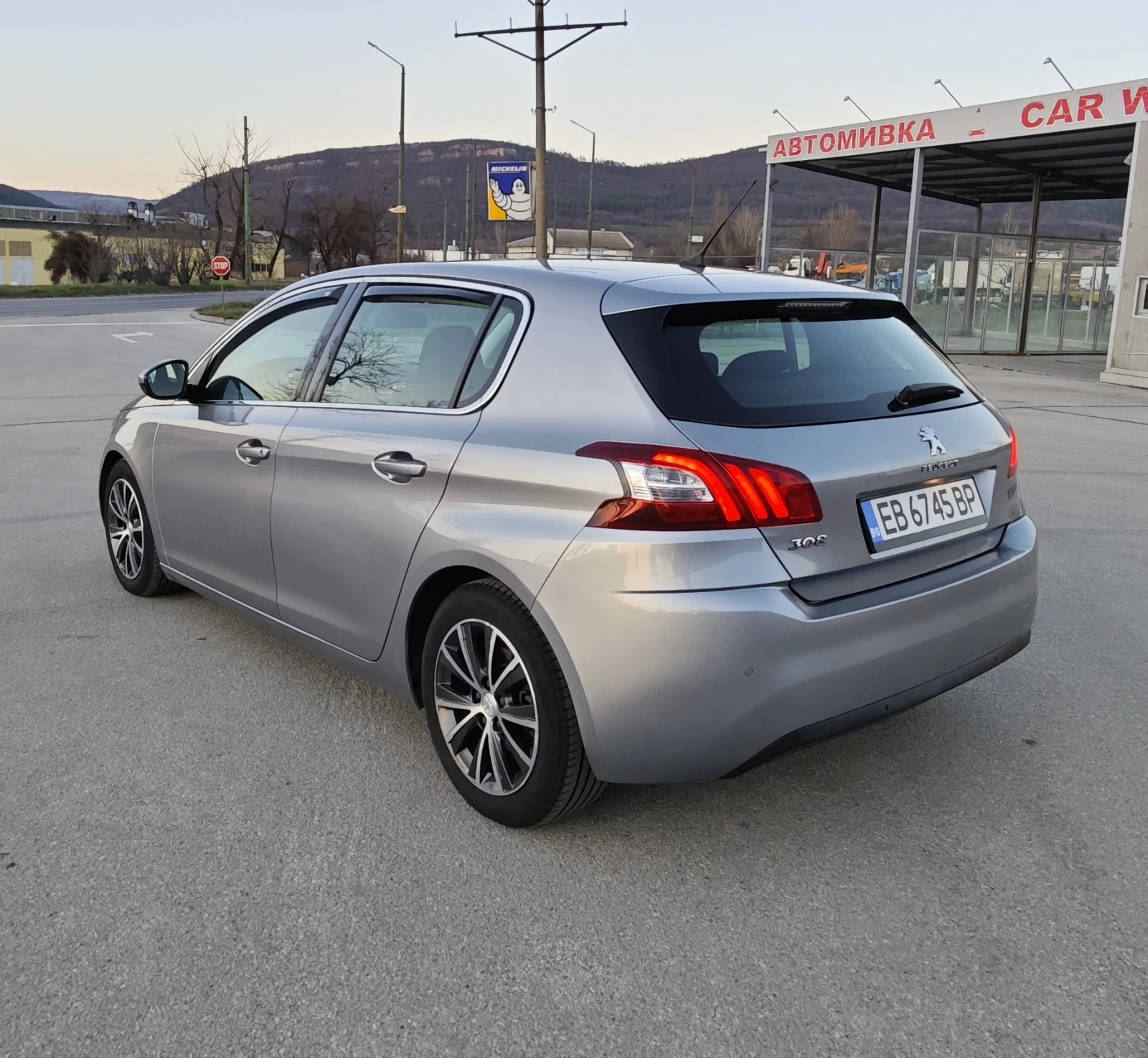 Peugeot 308 ALLURE 92к.с. Full LED - изображение 5