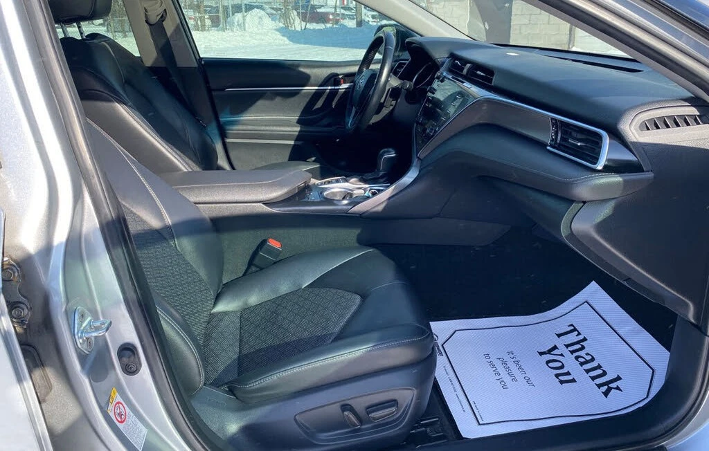 Toyota Camry XSE* FULL* АвтоКредит* (ЦЕНА ДО БГ), снимка 11 - Автомобили и джипове - 53838028