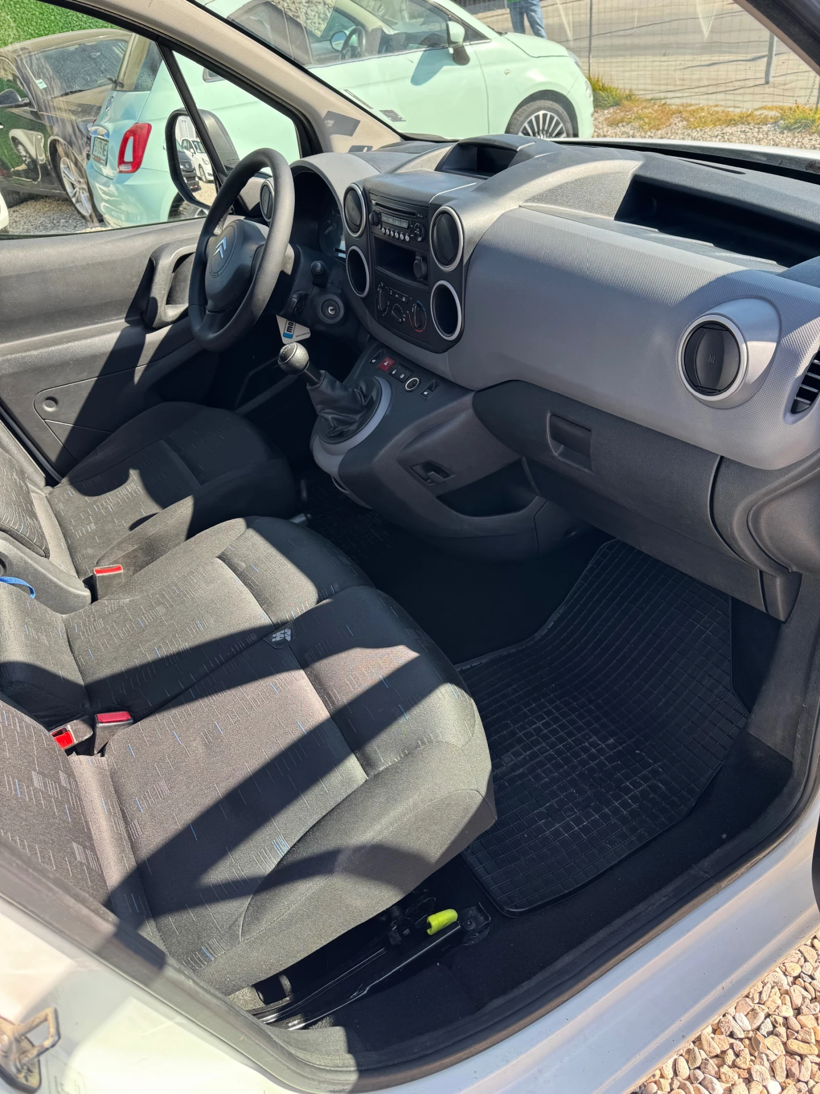 Citroen Berlingo N1 / 1.6HDi / 2+ 1 места, снимка 8 - Автомобили и джипове - 53849461