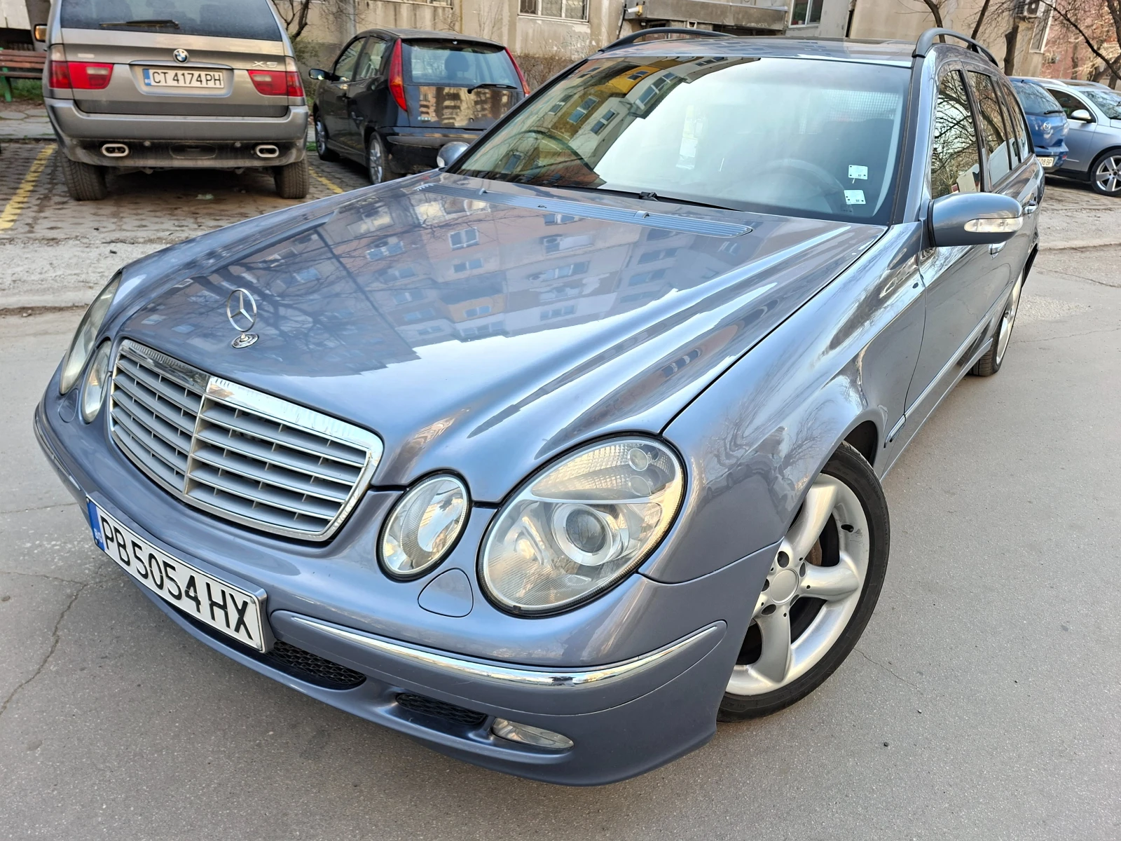 Mercedes-Benz E 320 CDI автоматик, снимка 9 - Автомобили и джипове - 54013952