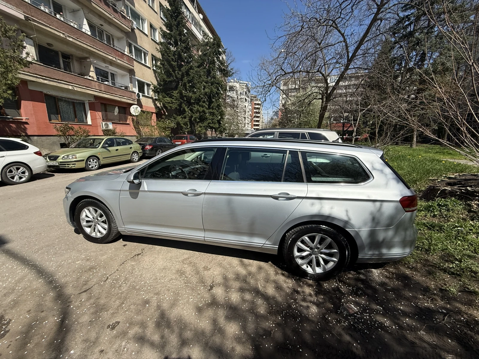 VW Passat B8, снимка 4 - Автомобили и джипове - 54123607