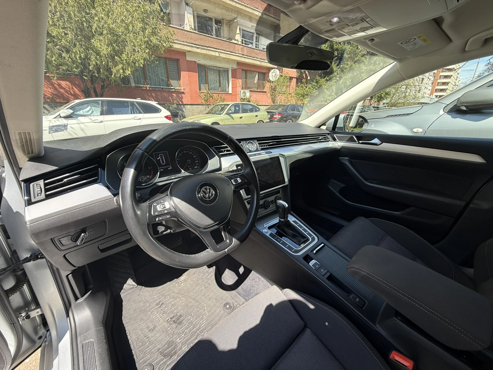 VW Passat B8, снимка 5 - Автомобили и джипове - 54123607