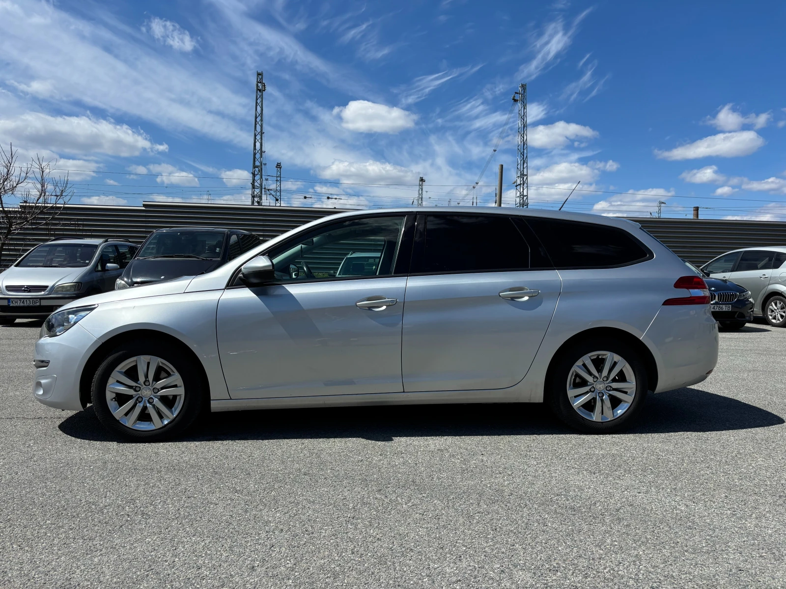 Peugeot 308 1.6 BlueHDI, снимка 2 - Автомобили и джипове - 54160649