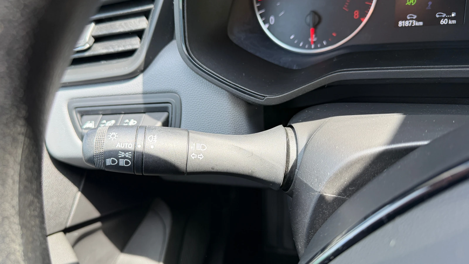 Renault Clio Life 1.0 i ����� ���������� �� �������� | Mobile.bg � ����������� 15