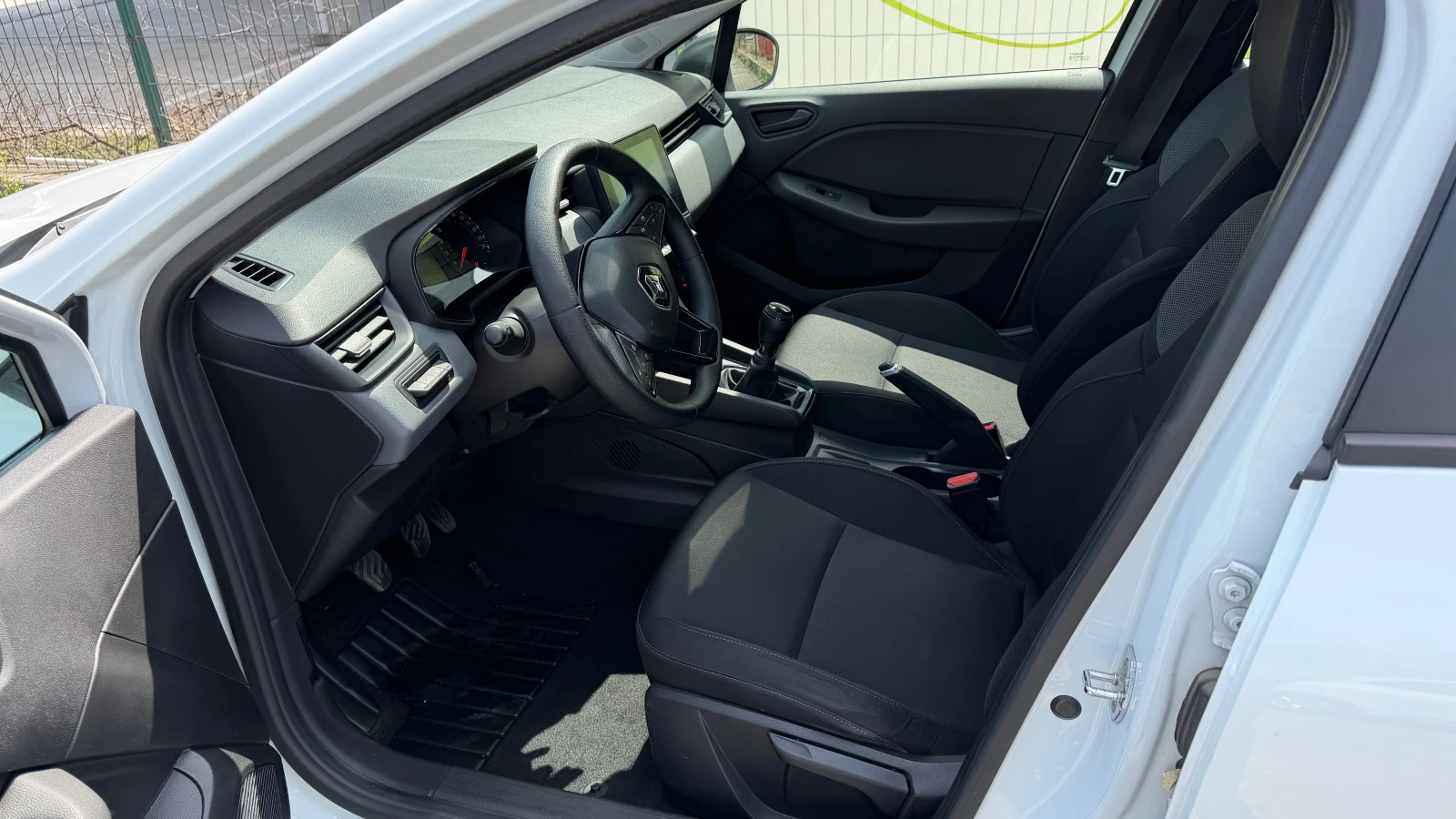 Renault Clio Life 1.0 i ����� ���������� �� �������� | Mobile.bg � ����������� 8