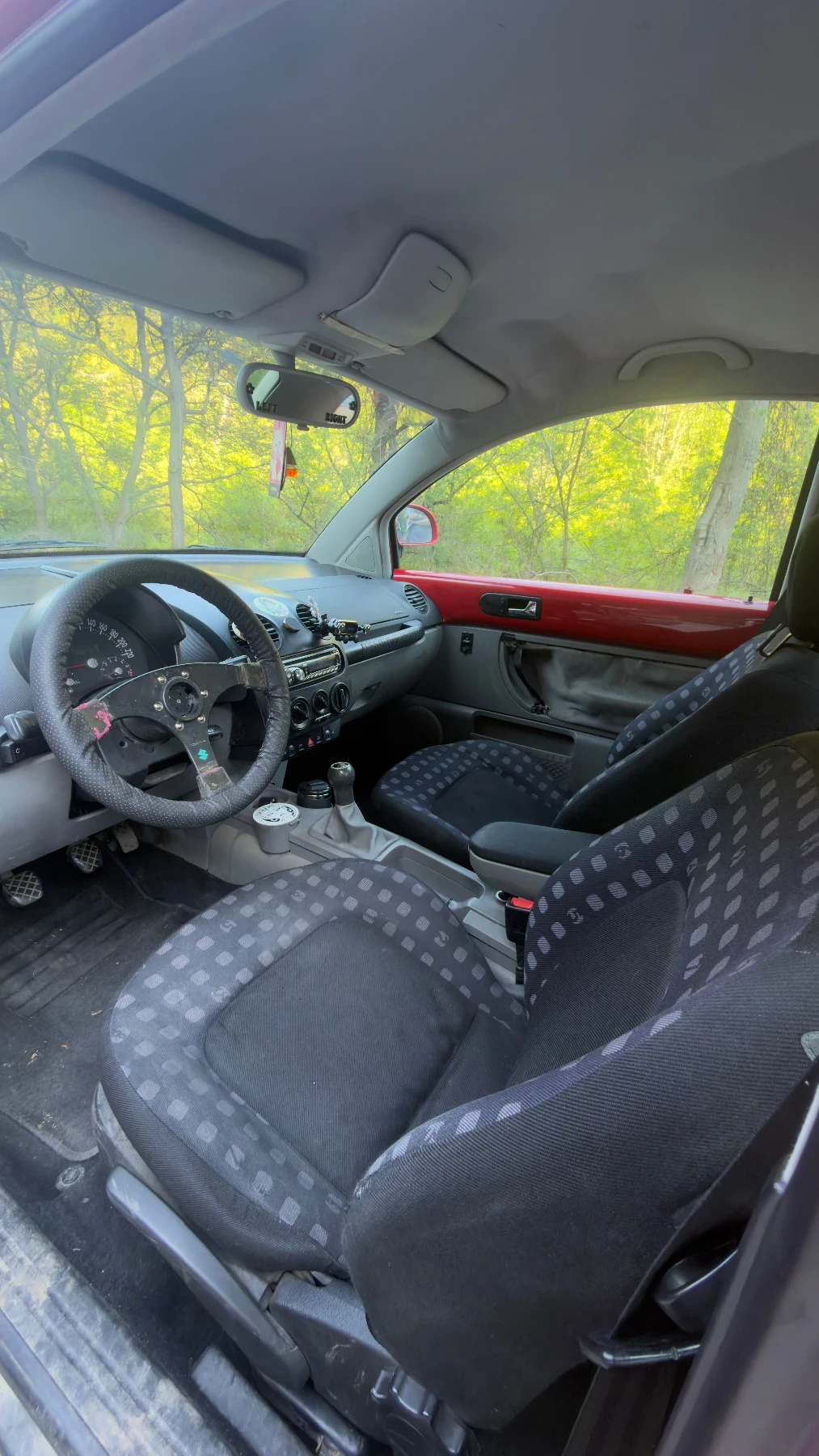 VW Beetle 2.0, снимка 8 - Автомобили и джипове - 54585859