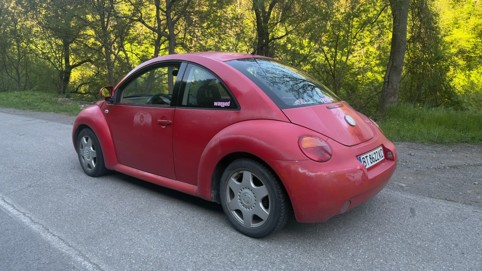VW Beetle 2.0, снимка 7 - Автомобили и джипове - 54585859