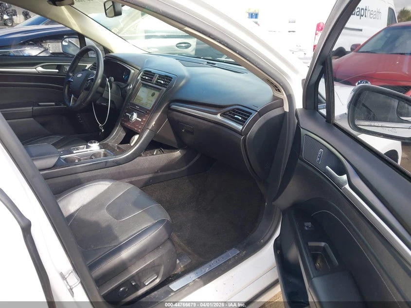 Ford Fusion 2.0l Hybrid Titanium, снимка 5 - Автомобили и джипове - 54490531
