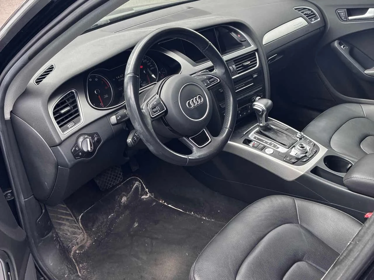 Audi A4 * Progressiv * АВТОКРЕДИТ БЕЗ ПЪРВОНАЧАЛНА ВНОСКА*, снимка 5 - Автомобили и джипове - 54537856