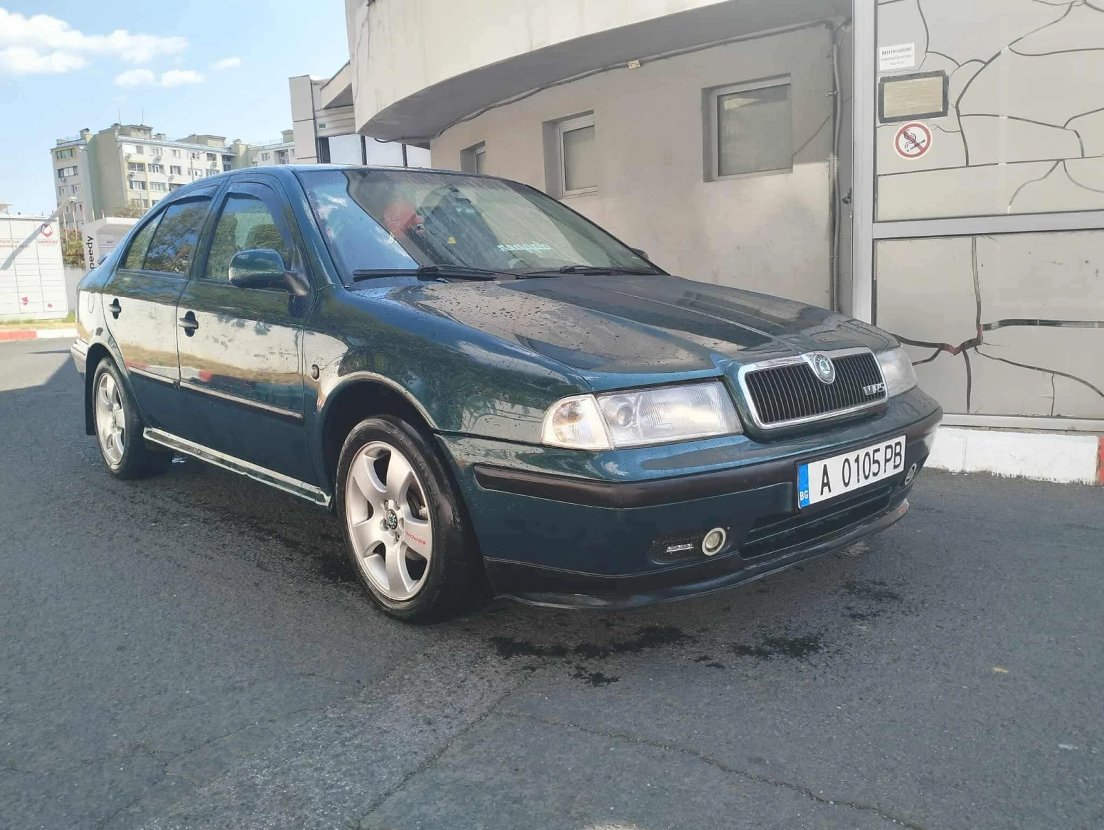 Skoda Octavia 1.6 i, снимка 4 - Автомобили и джипове - 54550635